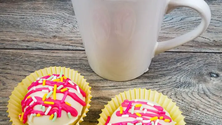 spring sprinkles hot cocoa bombs
