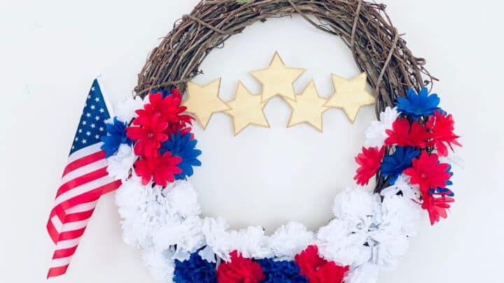 DIY Patriotic Wreath for the 4th of July ~ Dollar Store Craft