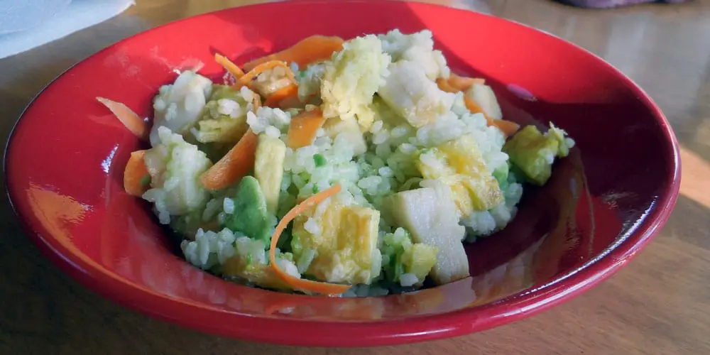 Rice Recipe: Sushi Salad with Avocado, Scallop and Omelette