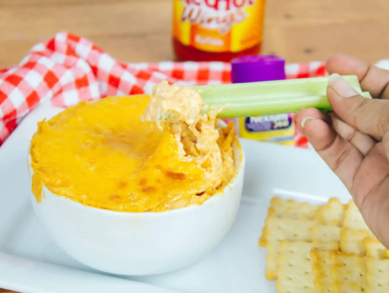 Quick and Easy Oven-Baked Buffalo Chicken Dip Recipe