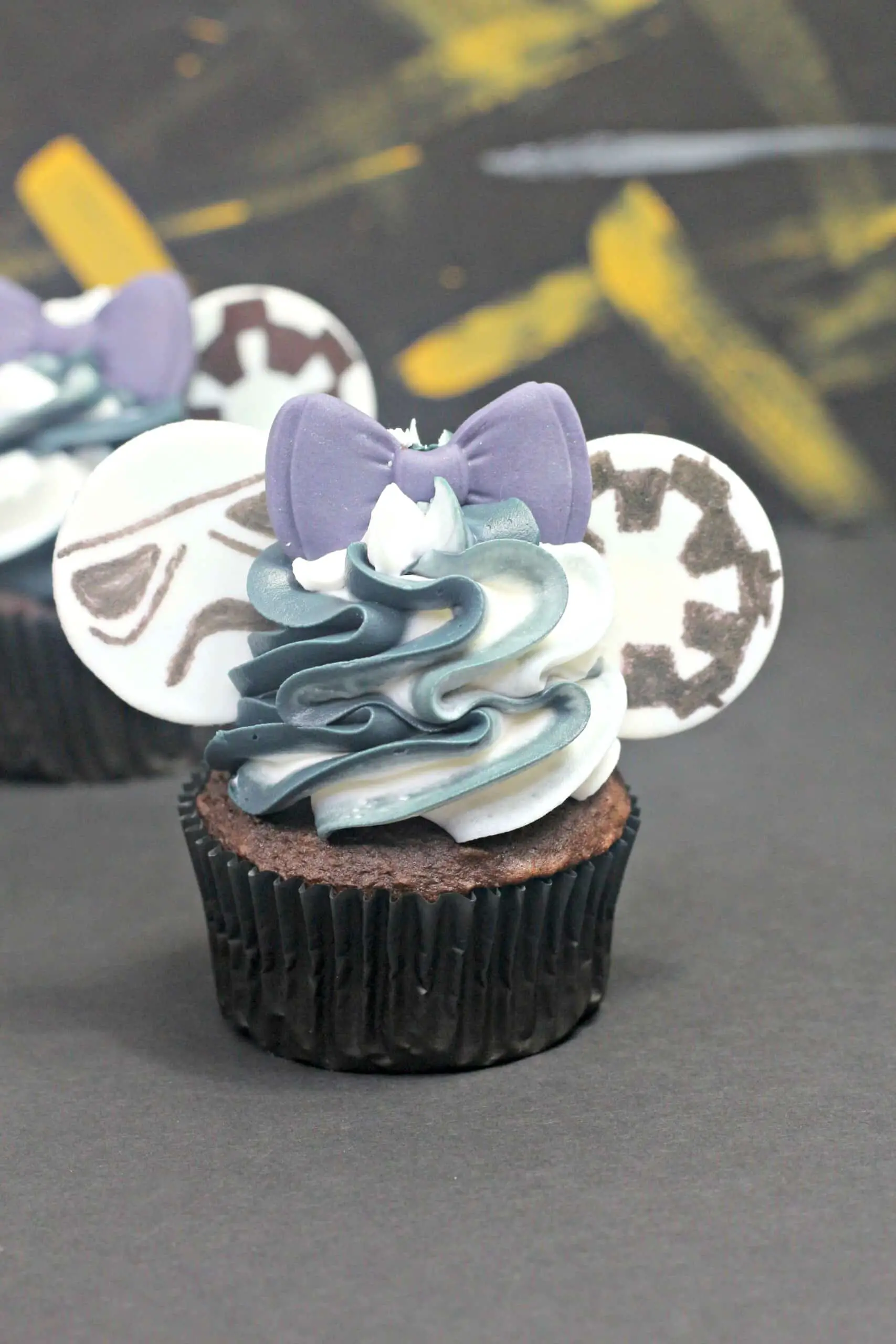 Minnie Mouse Stormtrooper Cupcakes