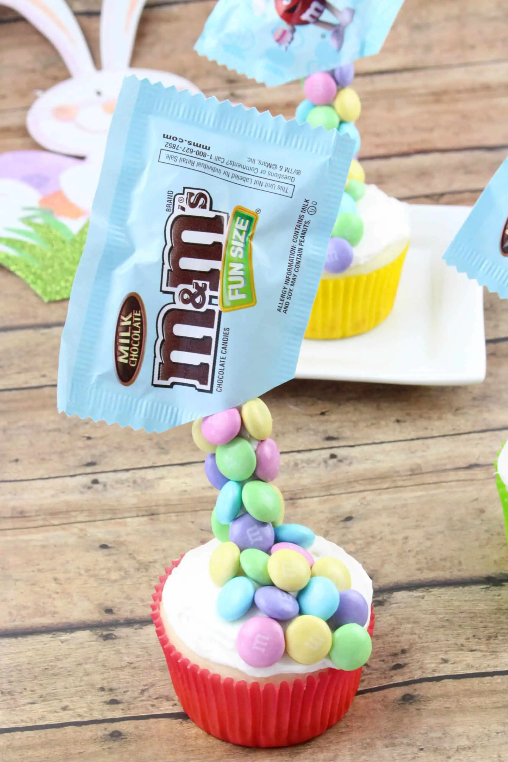 Learn How To Make Gravity Defying Cupcakes Just In Time For Easter