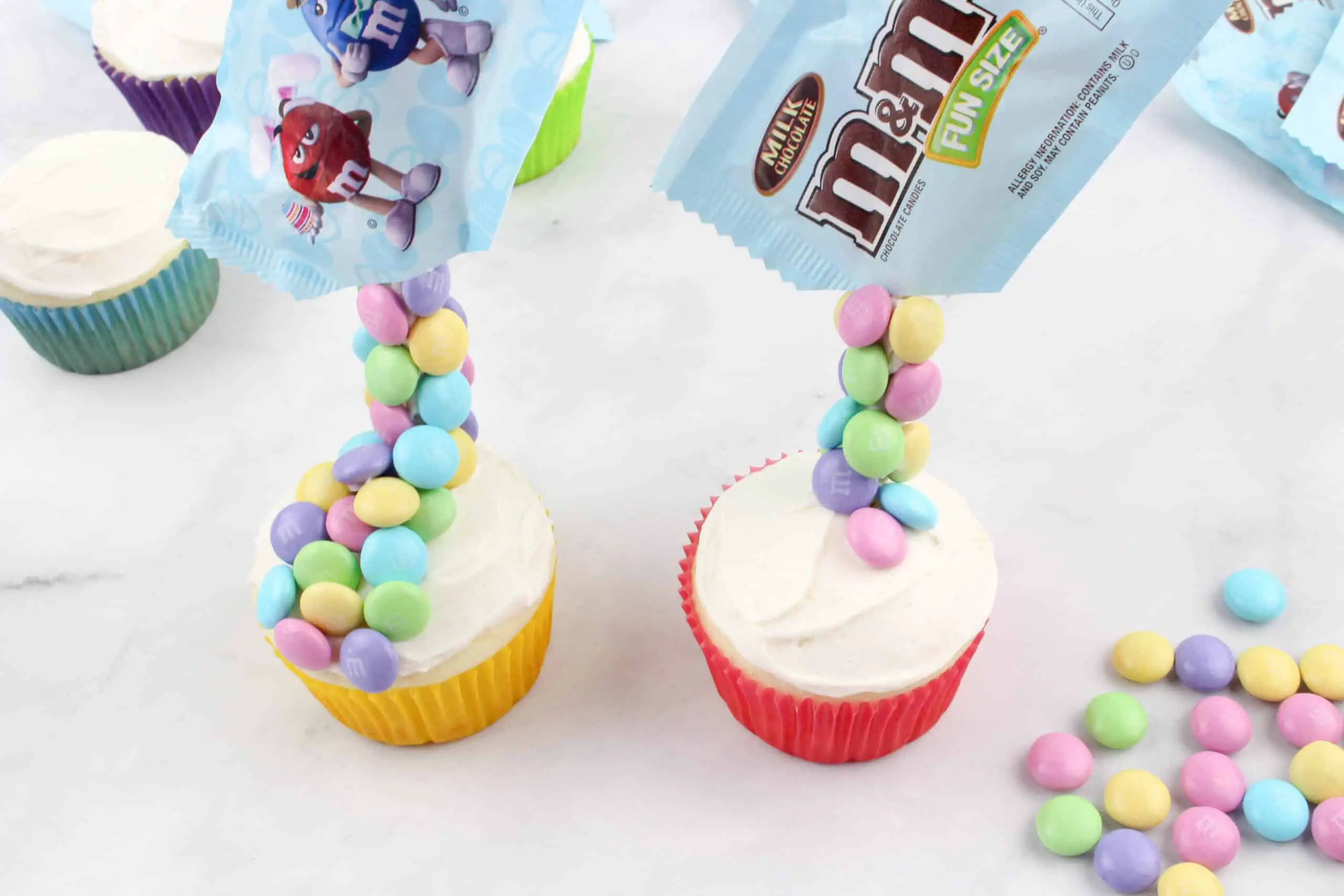 Gravity Defying Cupcakes