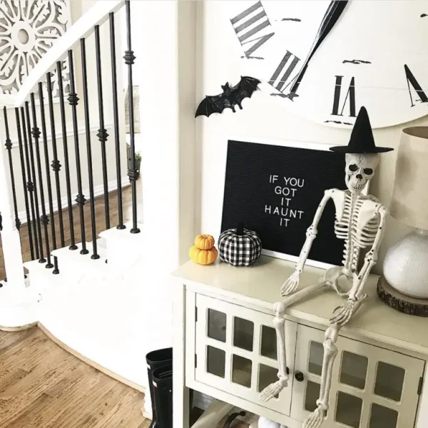 If you got it haunt it letter board idea