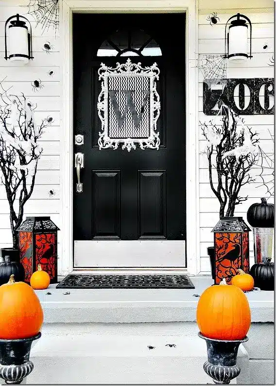 Halloween front porch idea