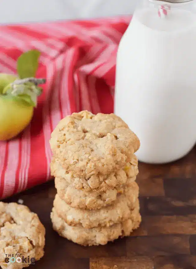 vegan apple oatmeal cookies