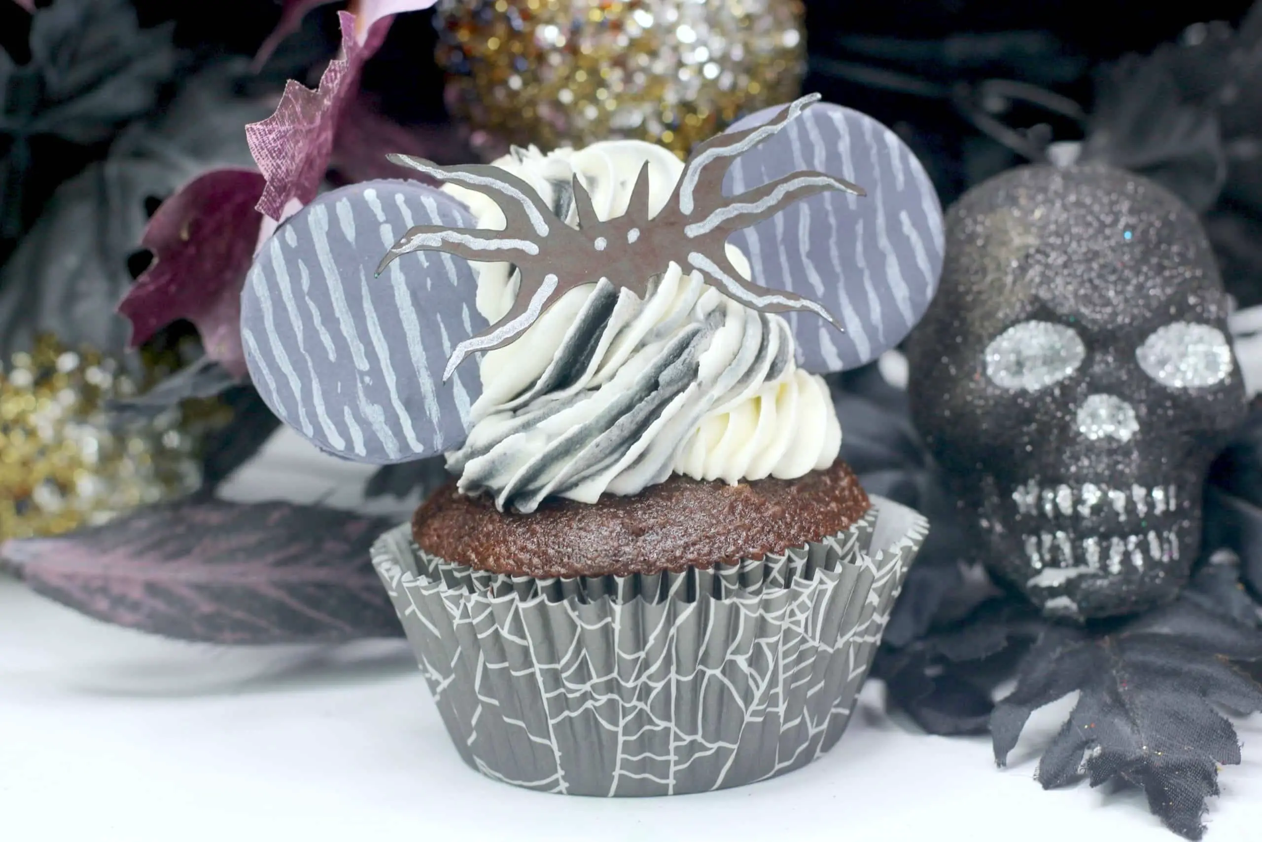 Halloween Cupcakes~ Jack Skellington Minnie Ears!