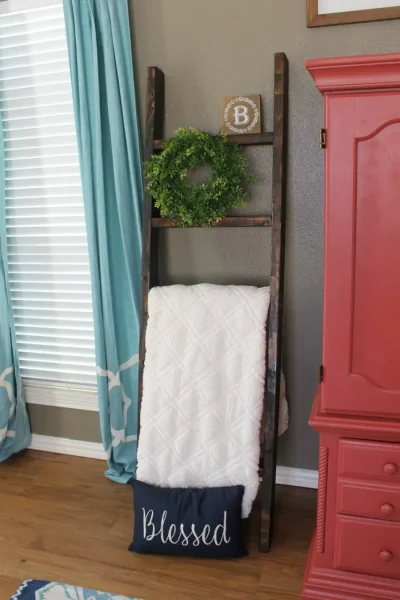DIY Blanket Ladder project