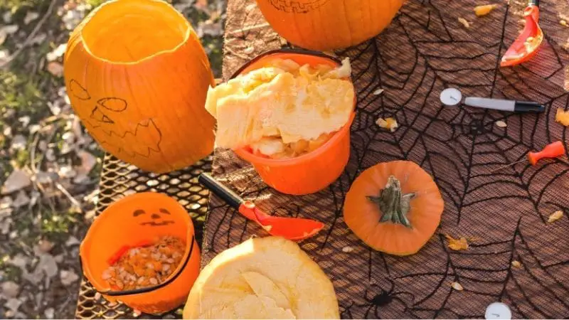 Easy Pumpkin Carving Tips for Your Halloween Jack O’Lantern