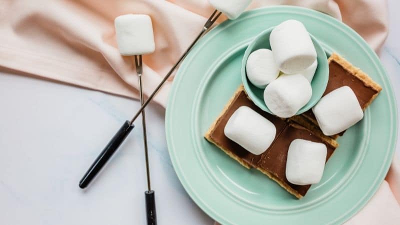 How to Make the Best Indoor Smores