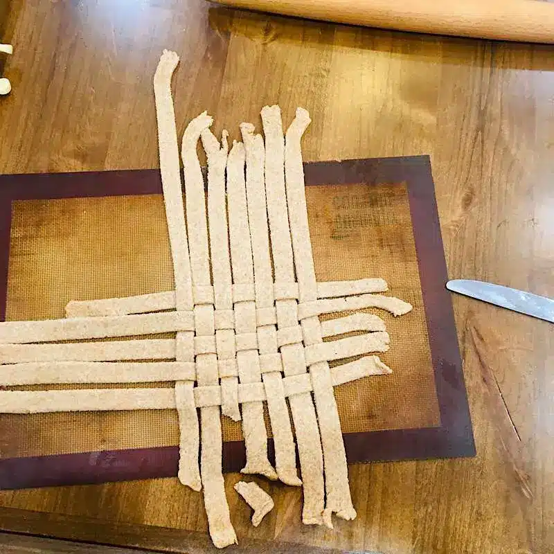 how to make a lattice pie crust