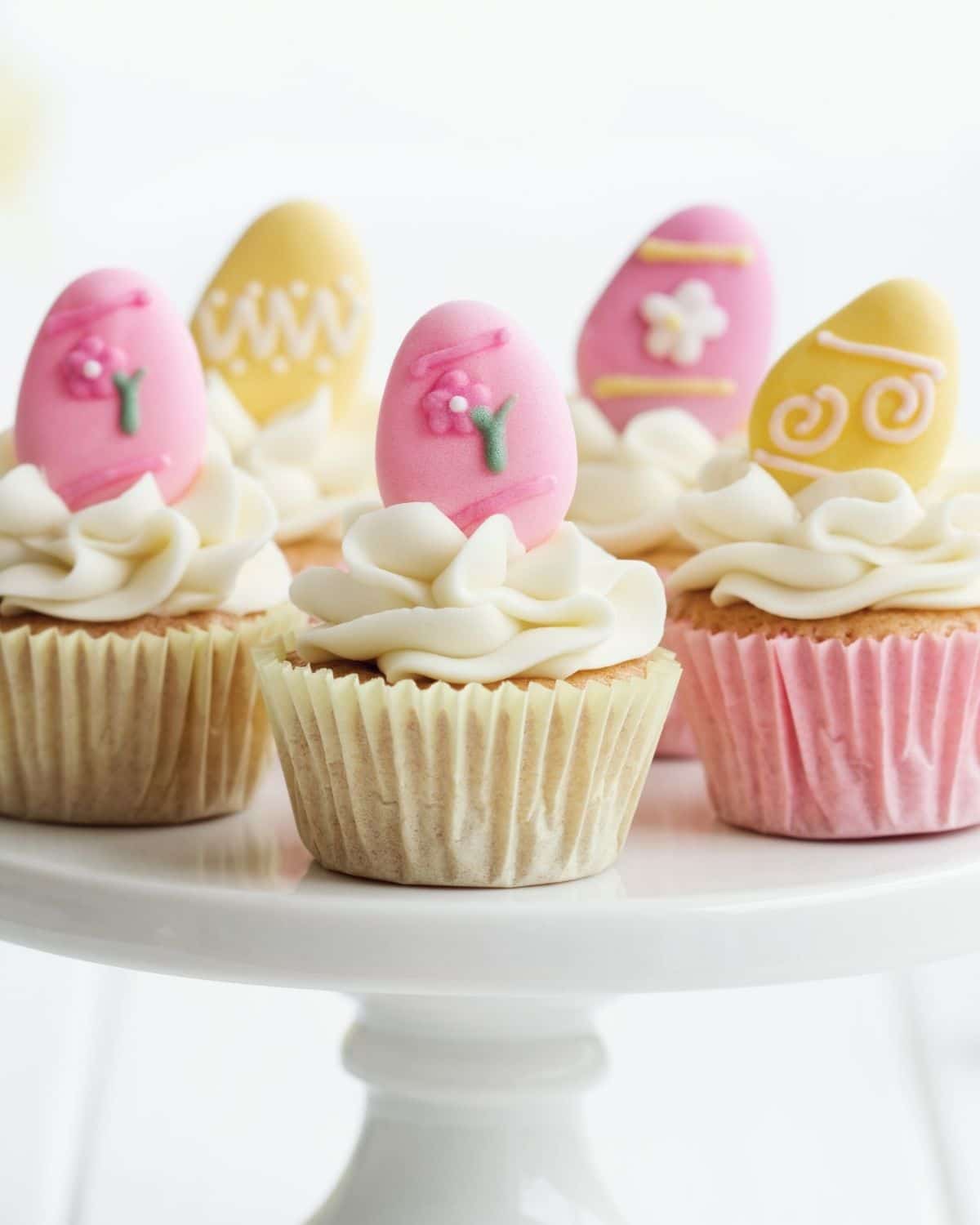 40 Fun and Festive Easter Dessert Ideas