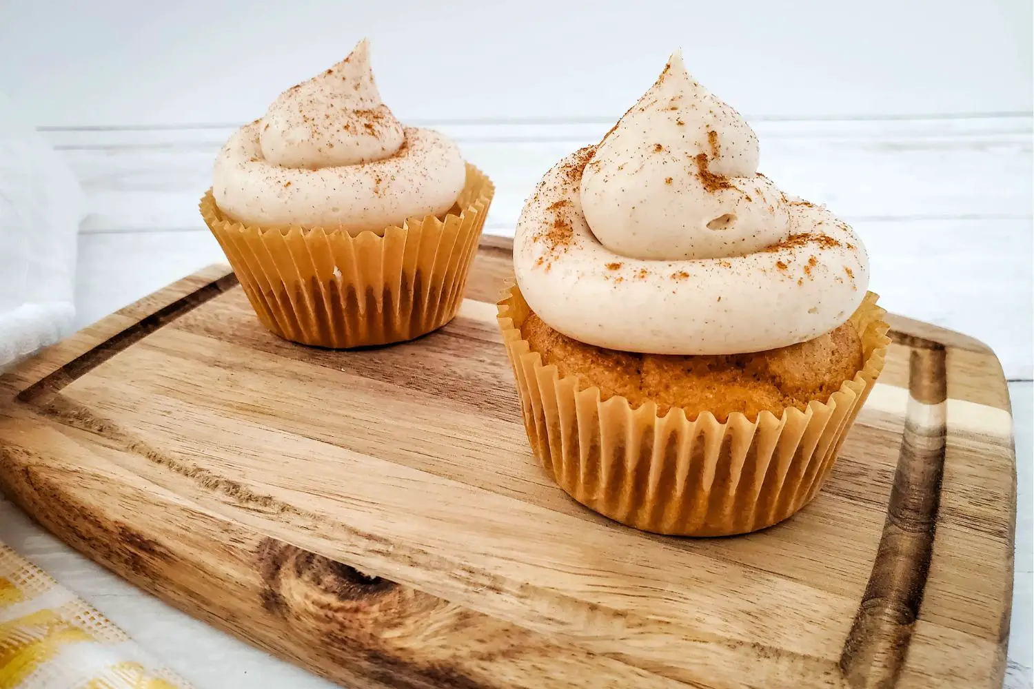 The Best Pumpkin Spice Cupcakes With Cream Cheese Frosting