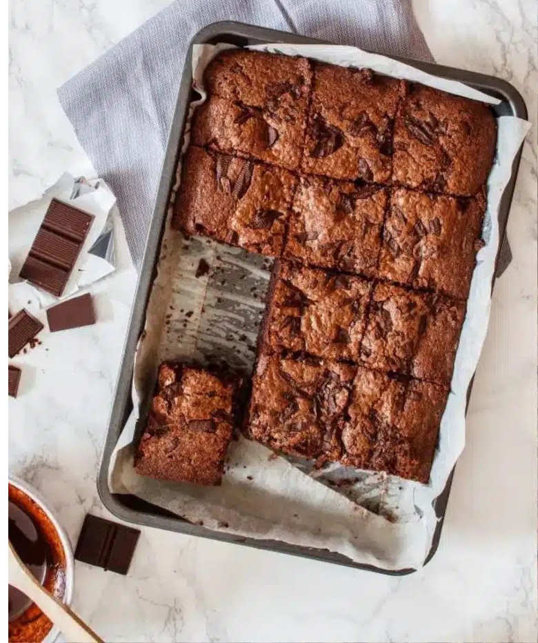 How To Get Hard Brownies Out Of The Pan? (Complete Information)
