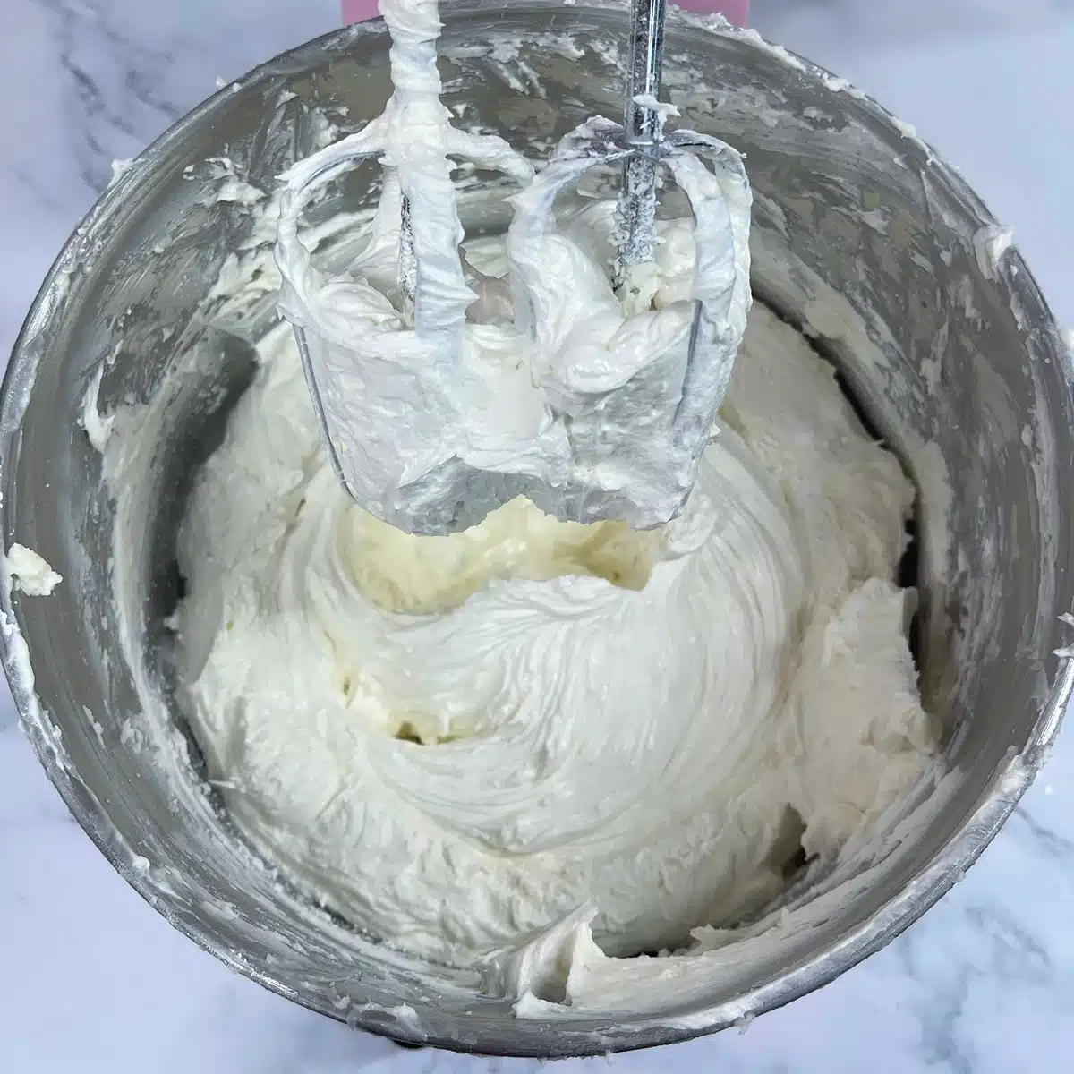 Vegan dairy free Marshmallow Buttercream Frosting icing glaze recipe
