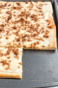 sausage gravy pizza
