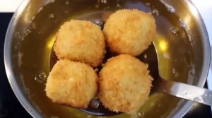 Cheesecake Factory Crispy Fried Cheese