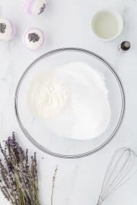 how to make DIY lavender bath bombs