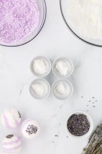 how to make DIY lavender bath bombs