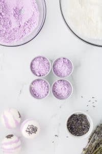 how to make DIY lavender bath bombs
