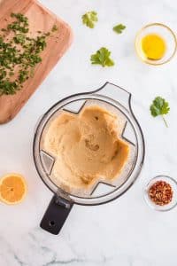 how to make roasted garlic hummus
