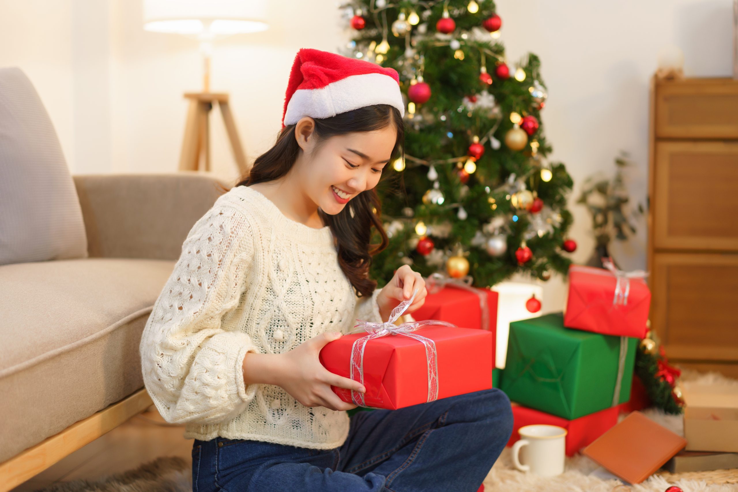 Best Christmas Gift Ideas for Women + Amazing Deals