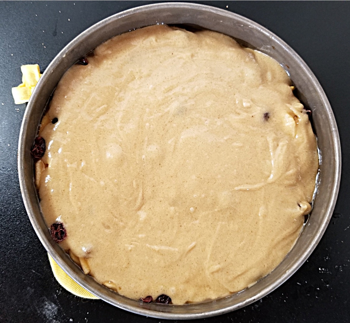 add batter to cake pan