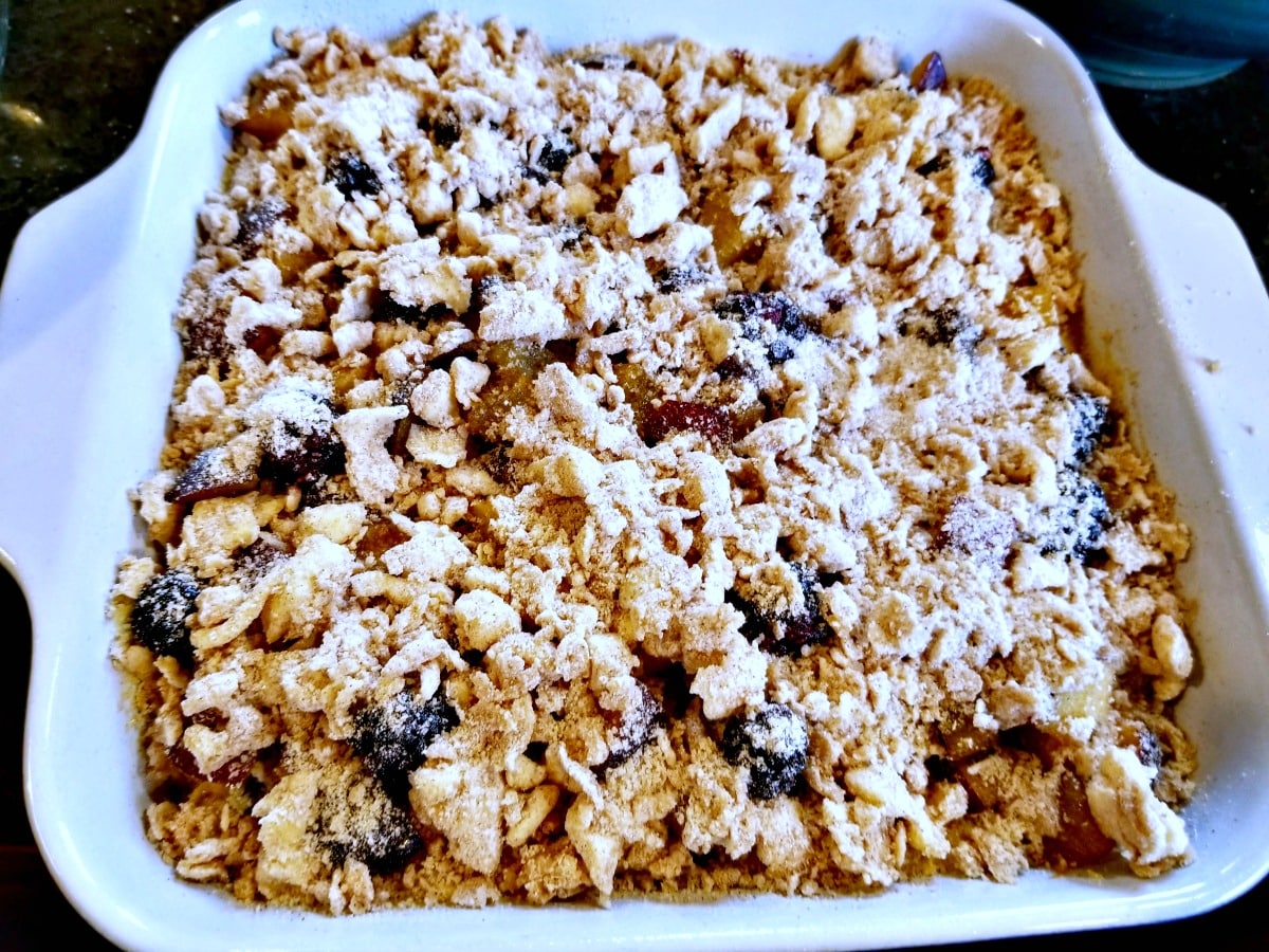 add topping to buckle