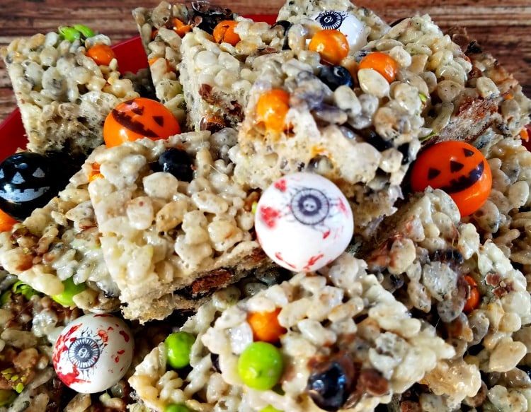 Celebration by Frey, Sixlets, easy crispy rice treats, Halloween, #CelebrationSpookyTreats, #AD