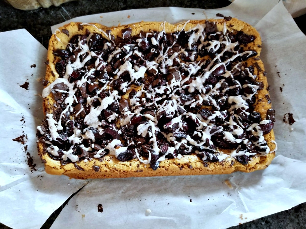finished fresh cherry recipe, cherry chocolate blondies, cherry dessert recipe