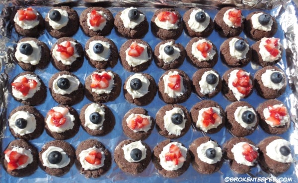 chocolate-cheesecake-cookies
