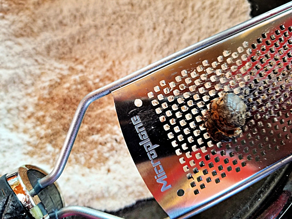grate nutmeg