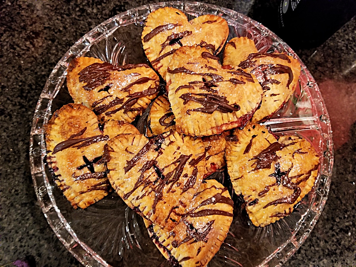 Heart Shaped Fruit Hand Pies – A Romantic Dessert