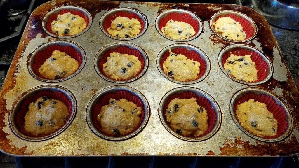 huckleberries, huckleberry muffins