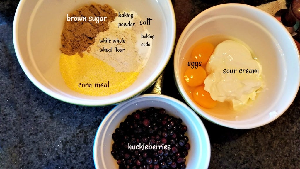 huckleberries, huckleberry muffins