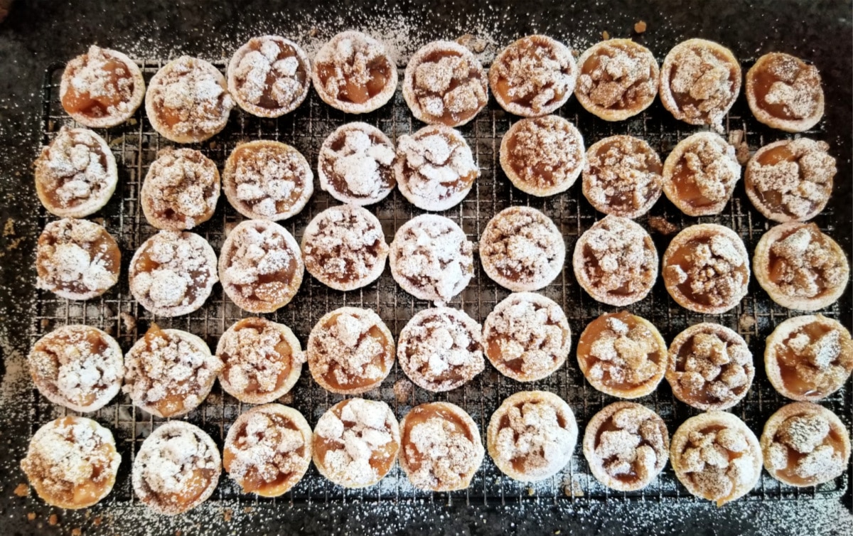 dust with powdered sugar