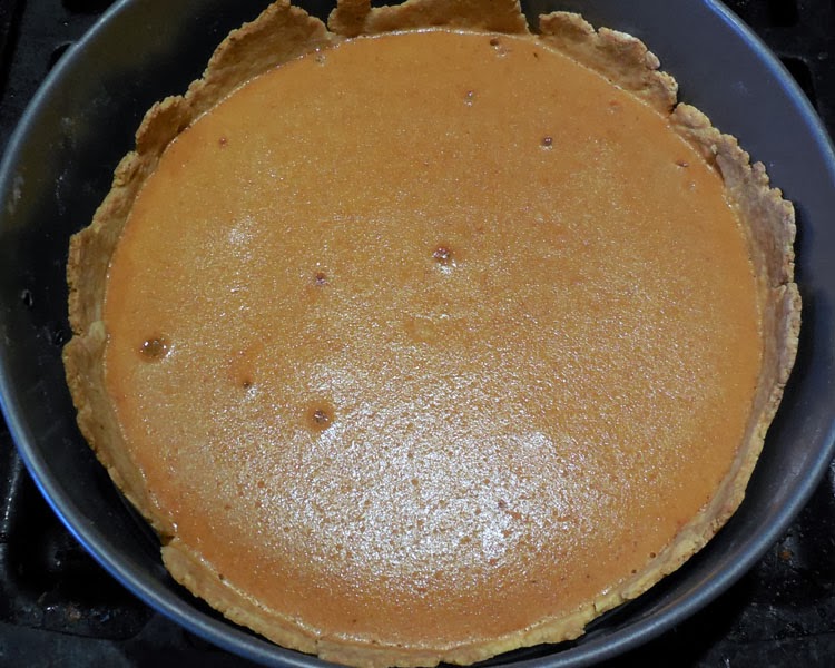 bourbon caramel pumpkin tart, pumpkin dessert, tart