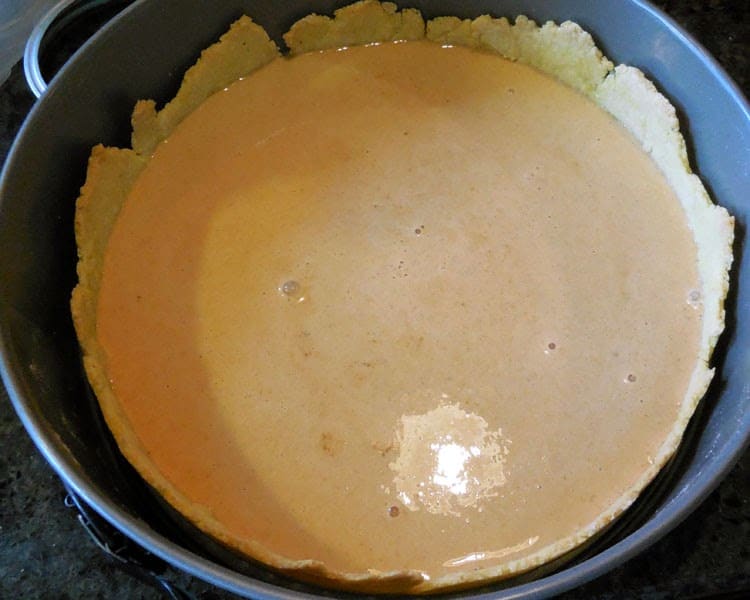 bourbon caramel pumpkin tart, pumpkin dessert, tart