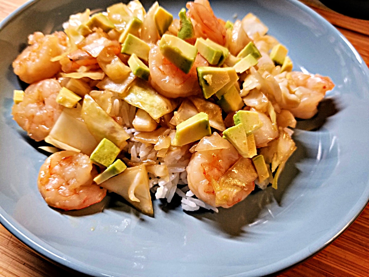 Cabbage Recipe: Shrimp and Cabbage in Sauce on Rice