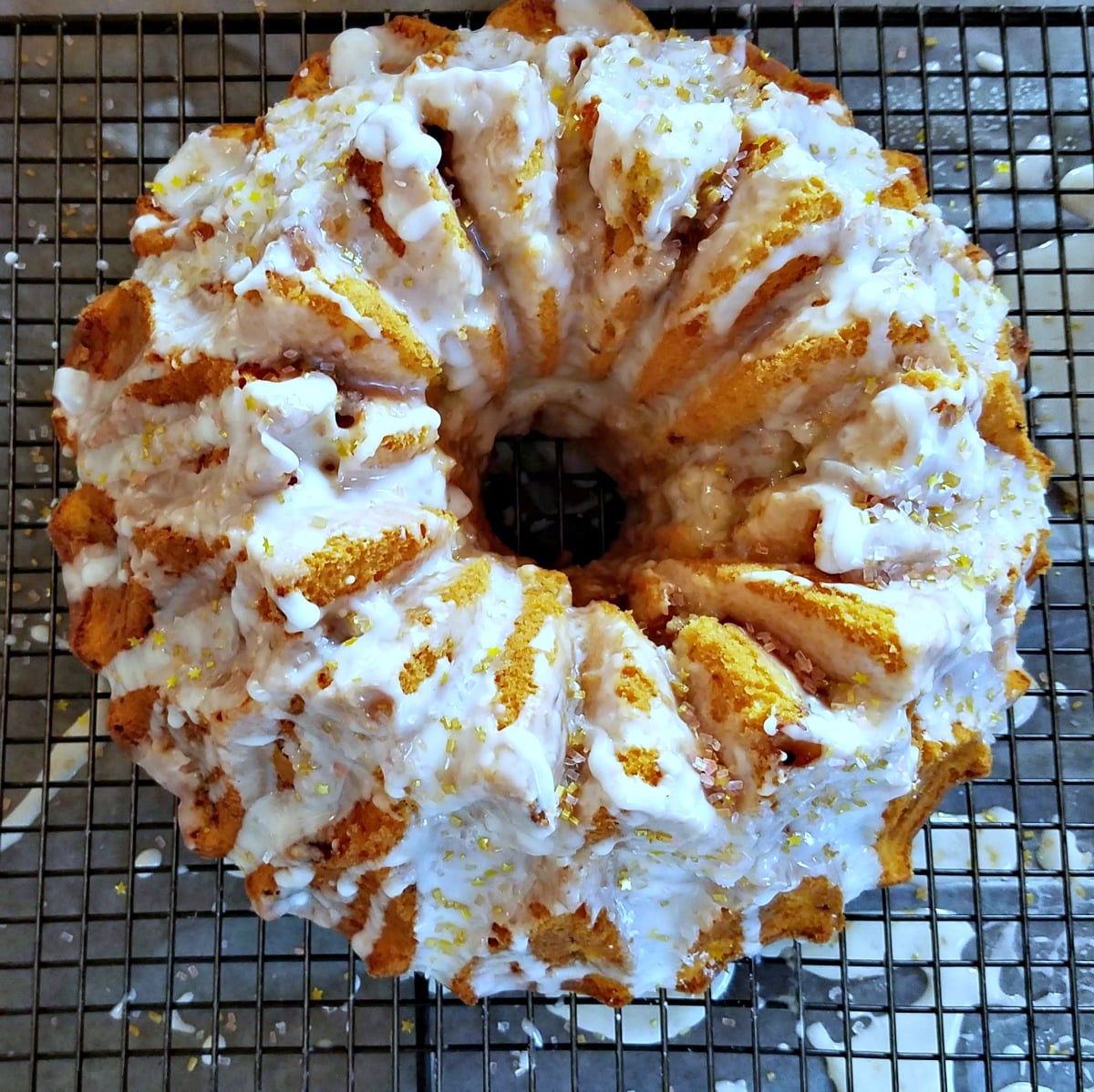 strawberry lemon bundt cake recipe, lemon bundt cake, bundt cake recipe