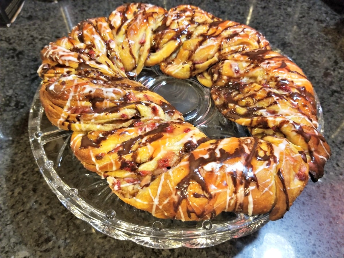 strawberry pear couronne