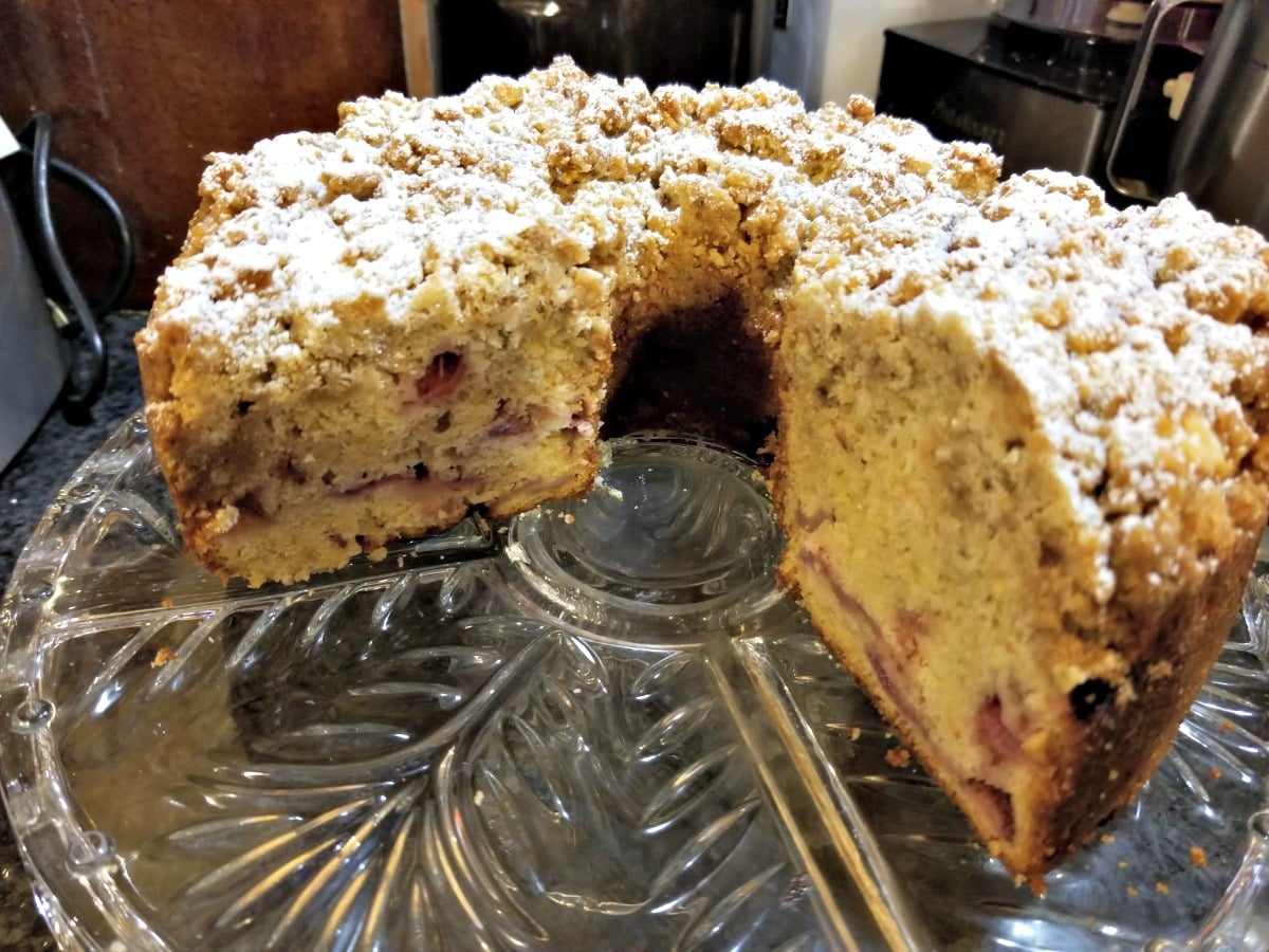 strawberry lemon crumb coffee cake