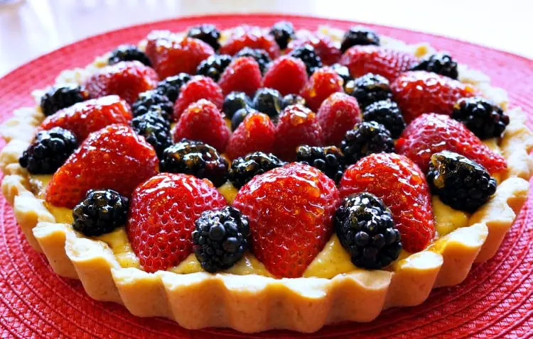 Fruit Tart Recipe with Summer Berries