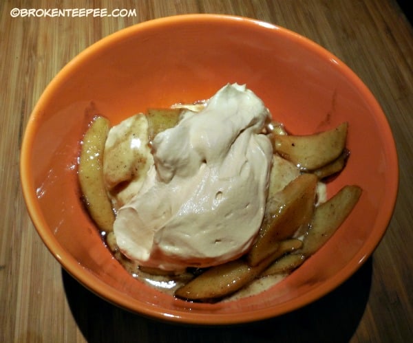 vanilla ice cream with warm apples and dulce de leche whipped cream