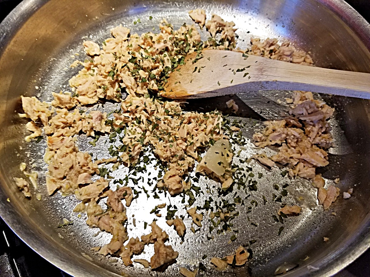 heat tuna in pan